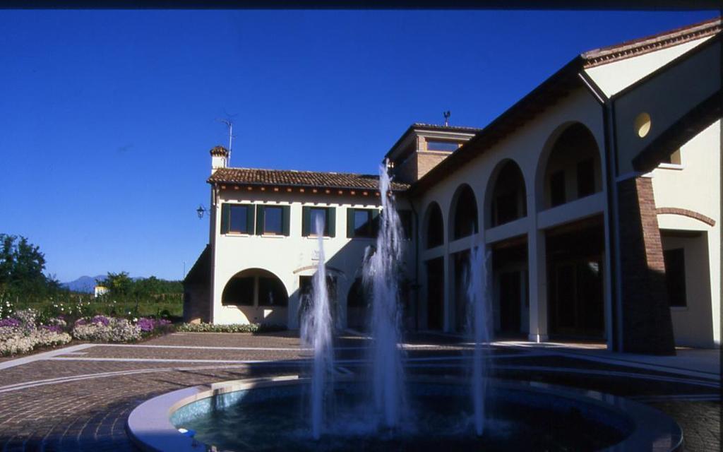 Agriturismo Due Torri Montebelluna Esterno foto